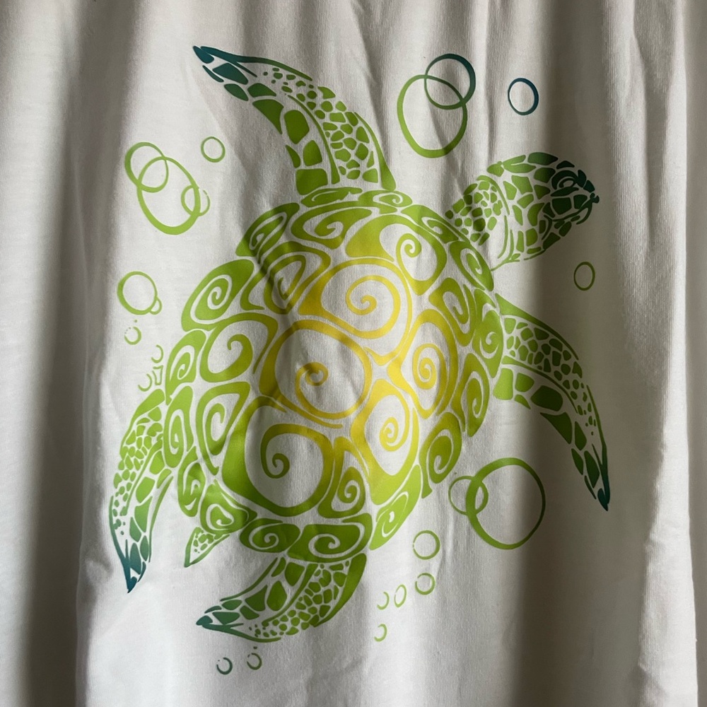 Women’s Size XXL White T-Shirt with Sea Turtle Design Tee - Picture 6 of 12
